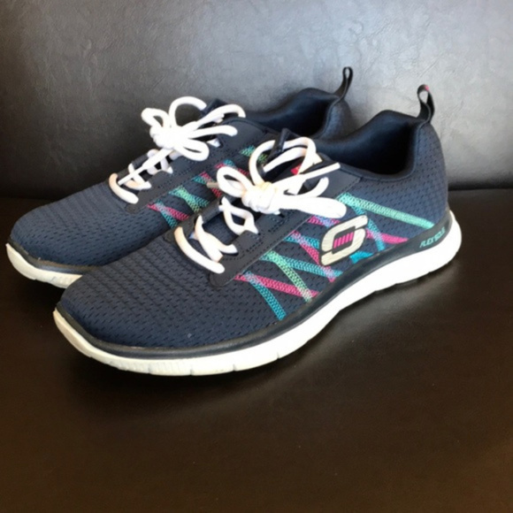 skechers navy blue sneakers